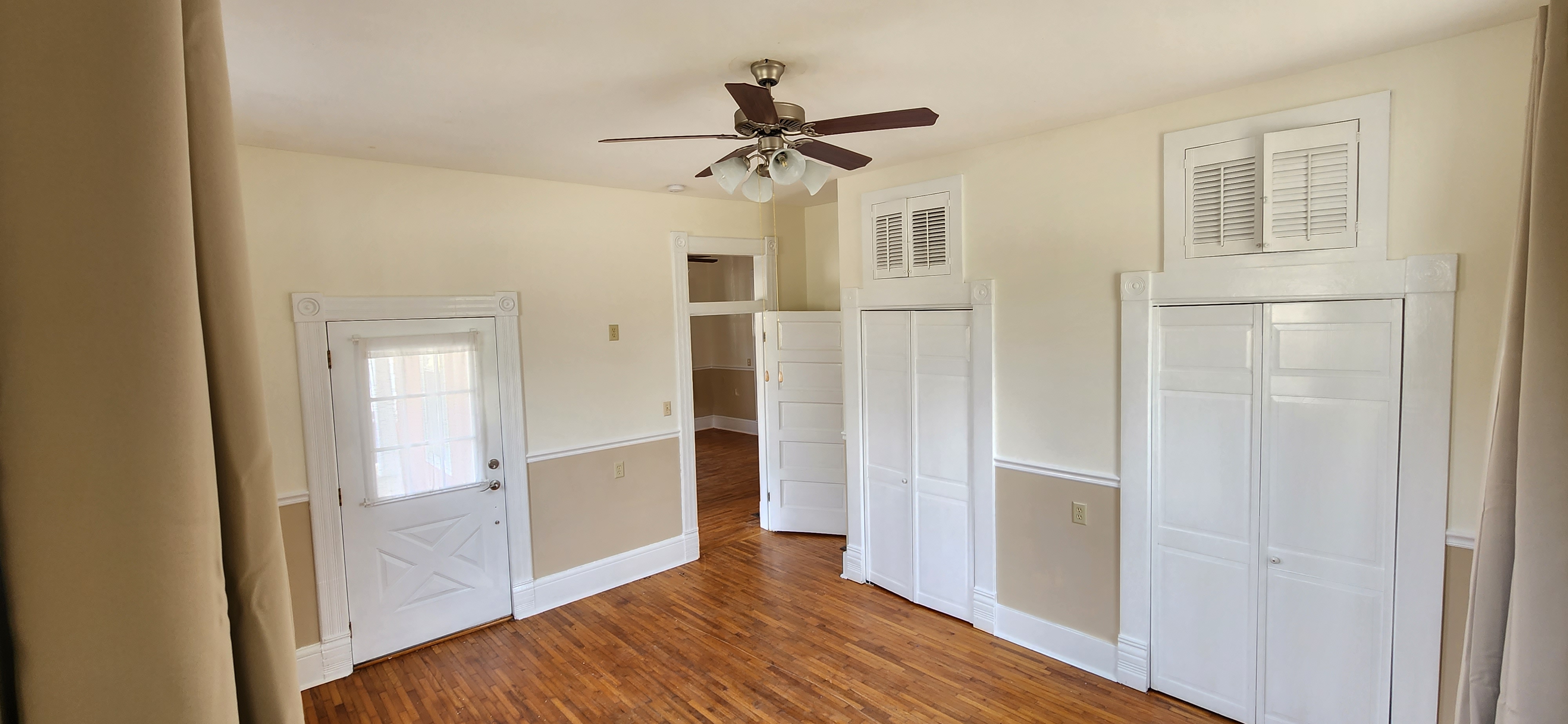 320 W Clinton lower unit pics 24.jpg